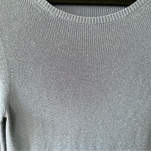 Loft woman's blue long sleeve knit top size S flared feminine hem stretchy - Picture 6 of 10